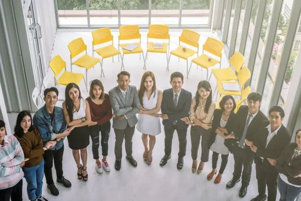 Một trận đấu Esports đang diễn ra với giao diện cá cược